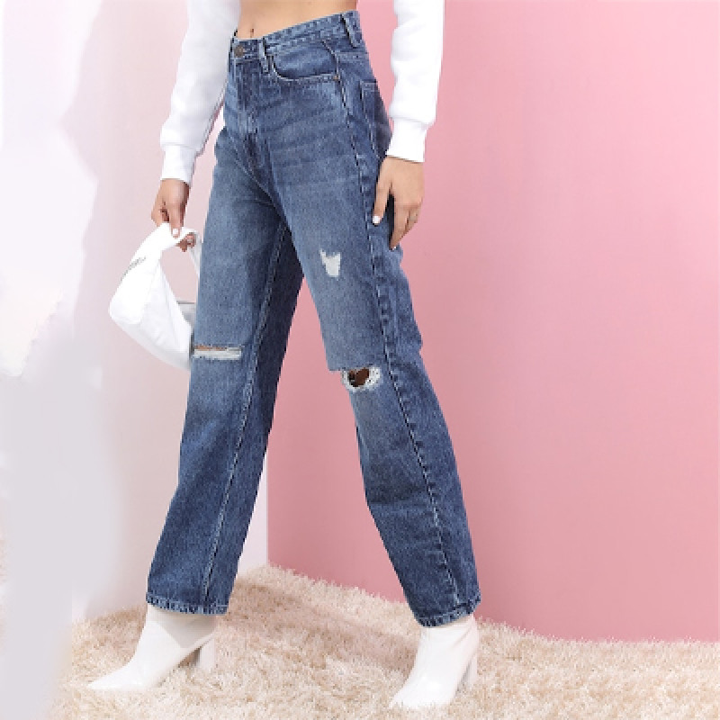 Women Blue Straight Fit Light Fade Jeans